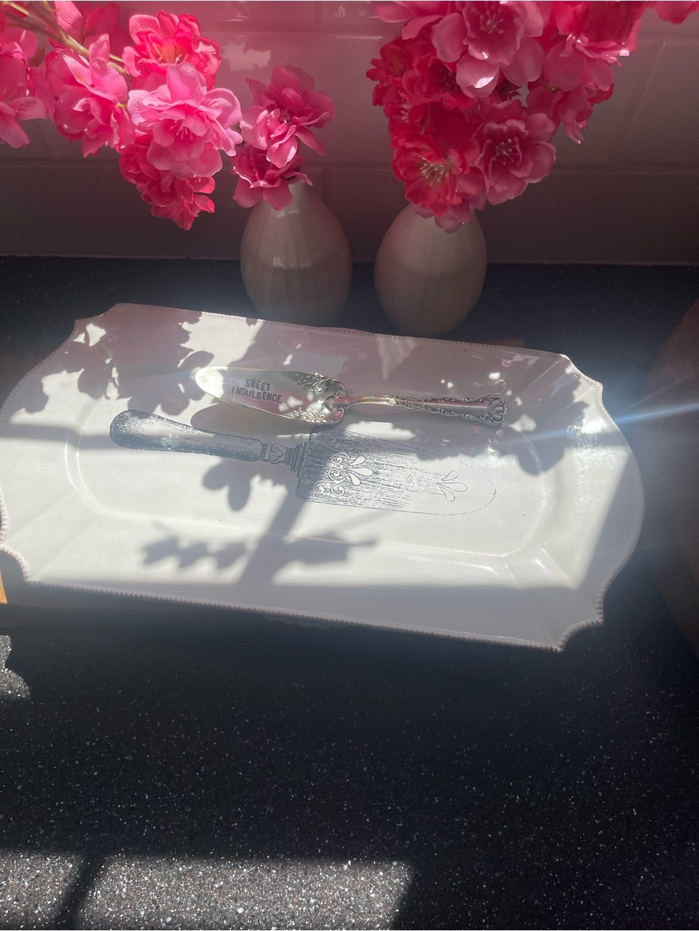 Mud Pie Dessert Tray and Serving Spoon